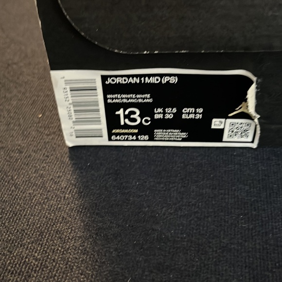 Jordan 1 MID - Picture 7 of 7